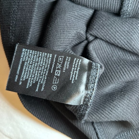 H&M Black Tank Top - Picture 6 of 6